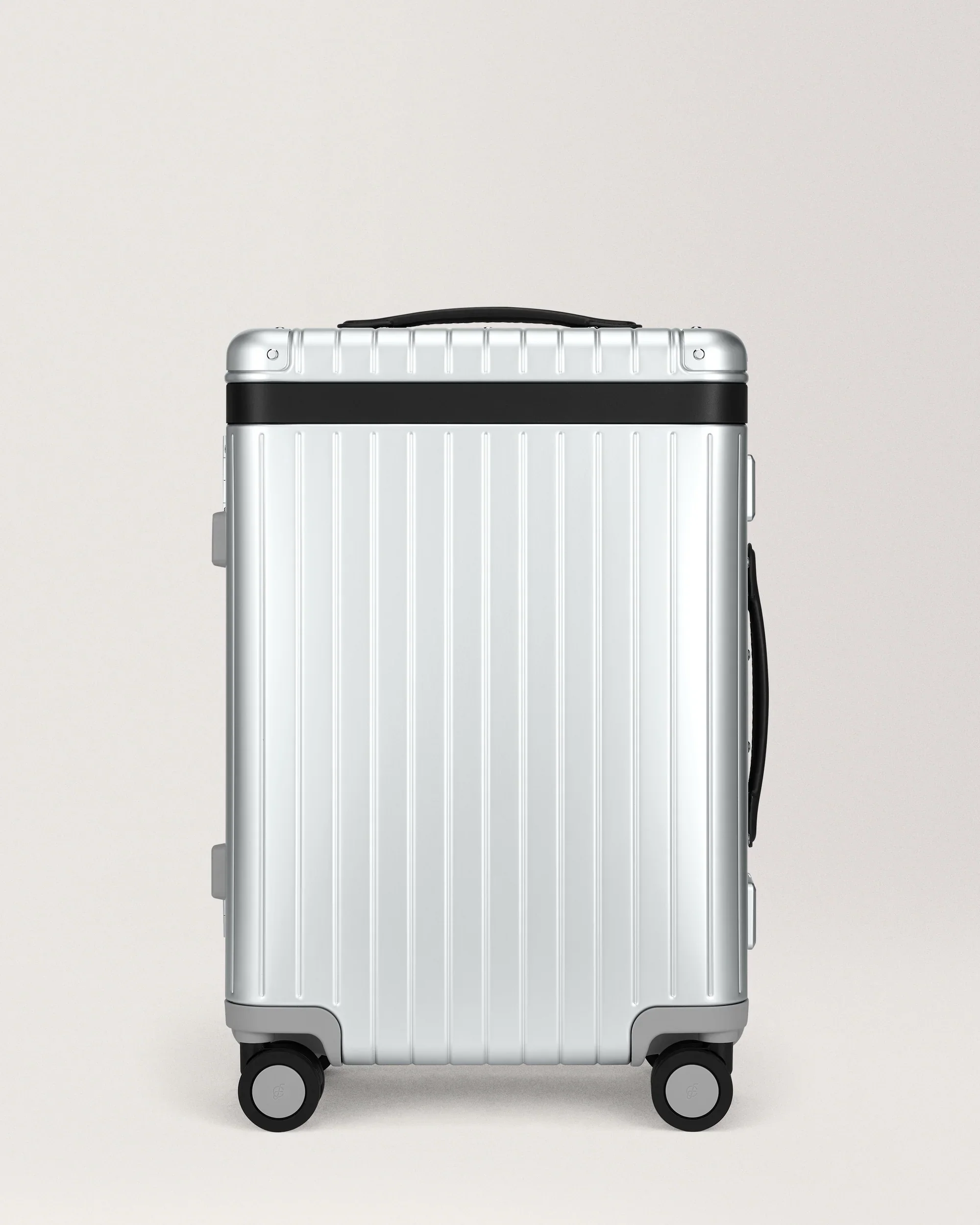 Carl Friedrik Aluminium The Carry-on