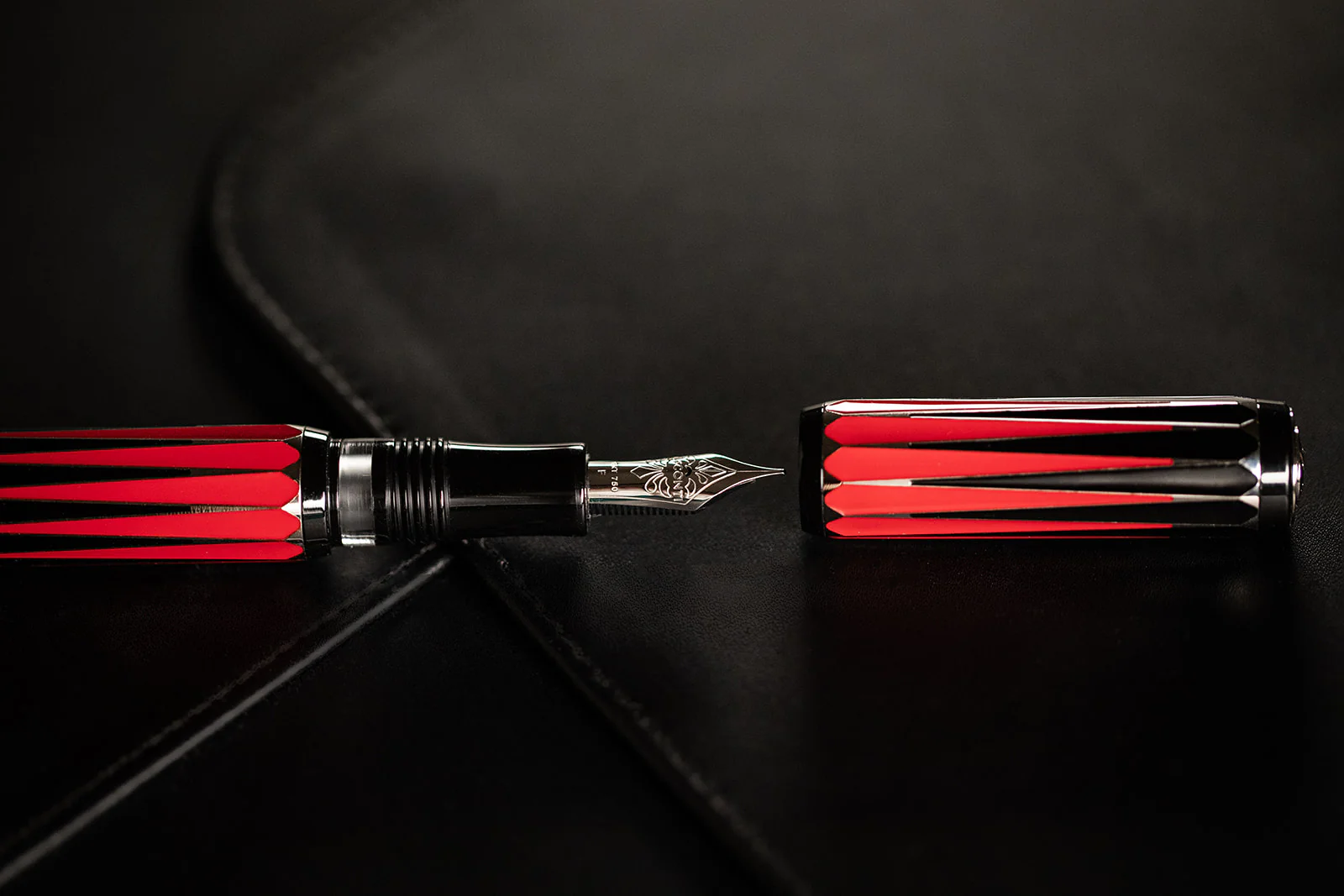 Visconti Limited Edition Backgammon Rollerbal Pen - Image 5