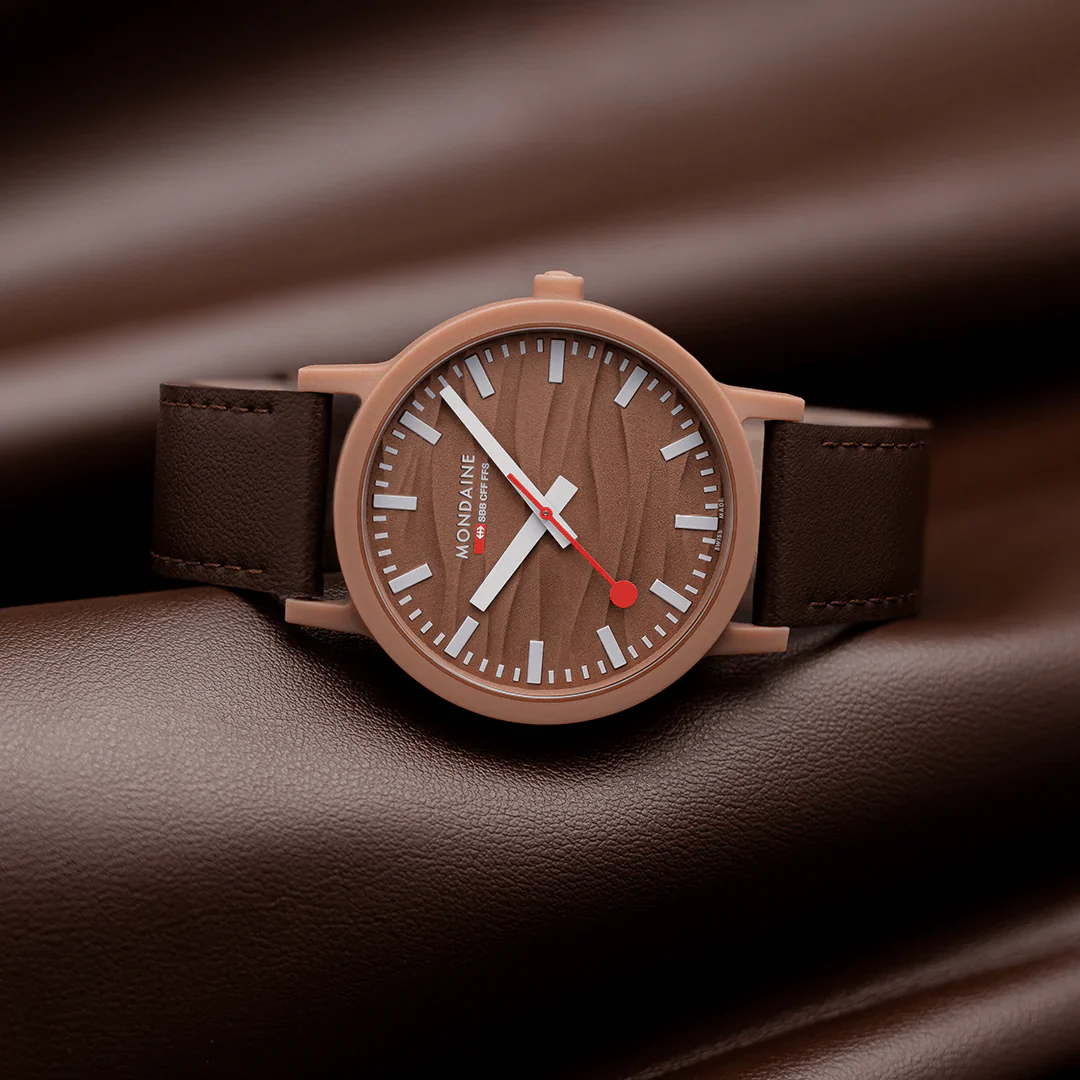 Mondaine Essence, 41 mm Men's Watch, Mocha Mousse, Limited Edition - Image 2
