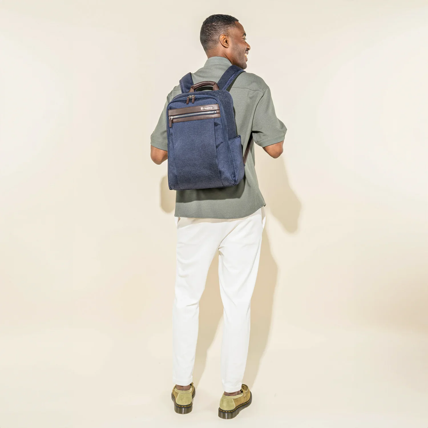 Platinum Elite Slim Backpack - Image 4