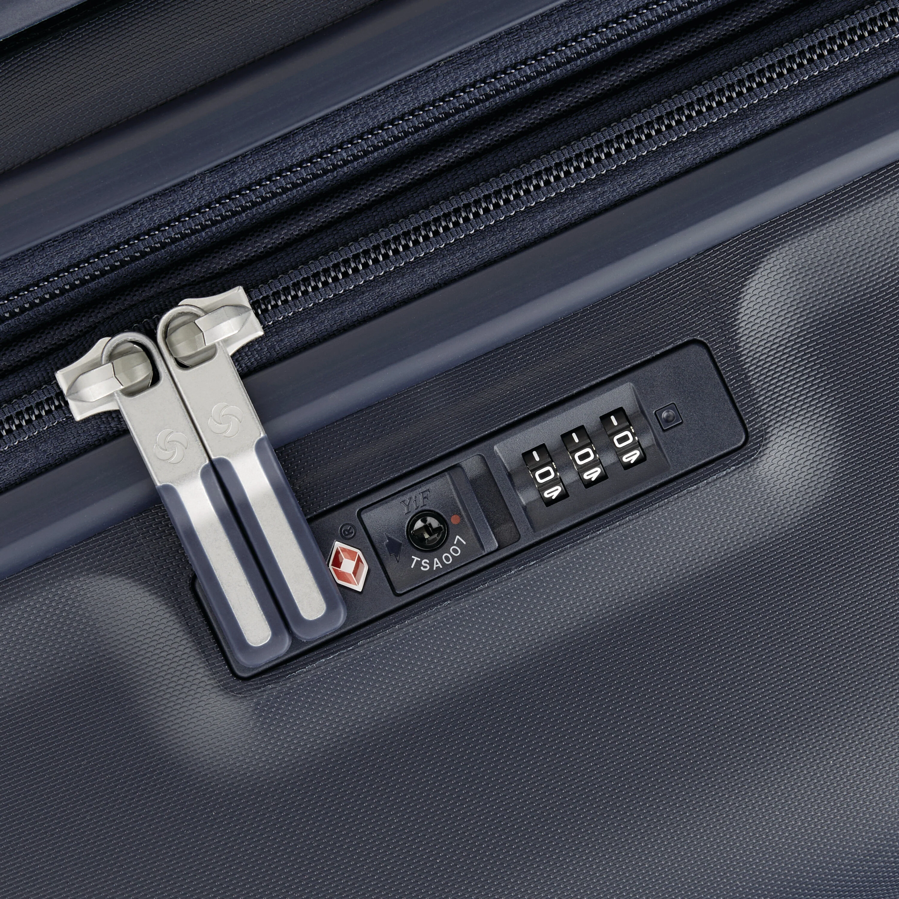 Samsonite Elevation™ Plus Medium Glider Spinner - Image 7
