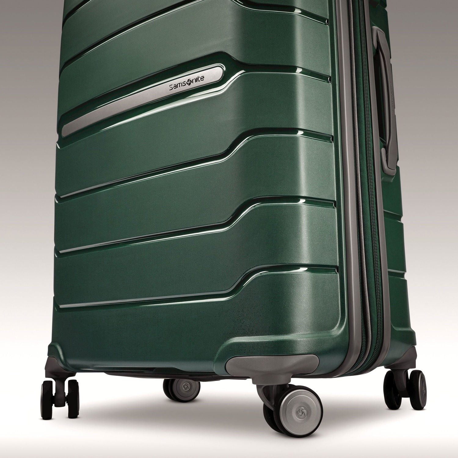 Samsonite Freeform 21" Spinner - Image 6