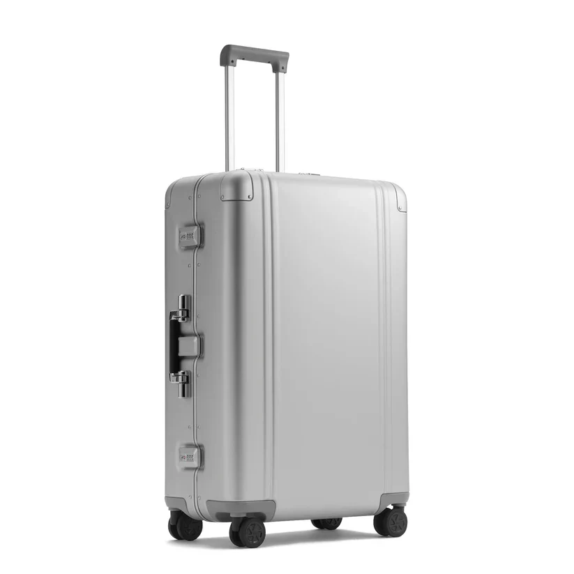 Zero Haliburton Classic Aluminum 3.0 Large Travel Case 88L - Image 6